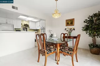 Photo #5: 41114767 Listing