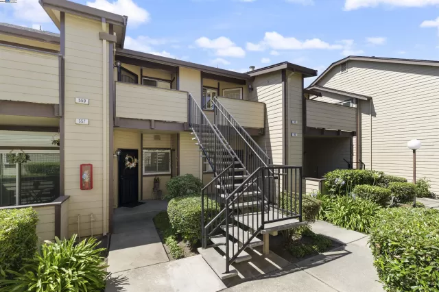 MLS: 41114803 Condo For Sale