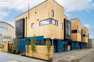 Browse active condo listings in OCEAN VIEW LOFTS