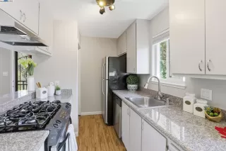 Photo #6: 41114870 Listing