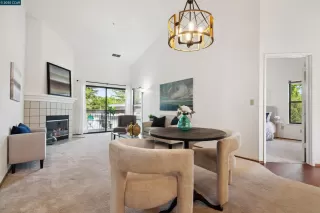 Photo #2: 41114885 Listing