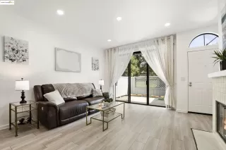 Photo #4: 41114892 Listing