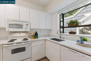 Photo #4: 41114924 Listing