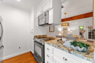 Photo #6: 41114930 Listing 