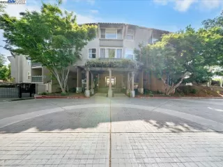 Click for more information on MLS # 41114932 : 1085 MURRIETA BLVD # 318 More Details about MLS # 41114932 : 1085 MURRIETA BLVD # 318