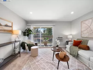 Photo #2: 41114932 Listing 