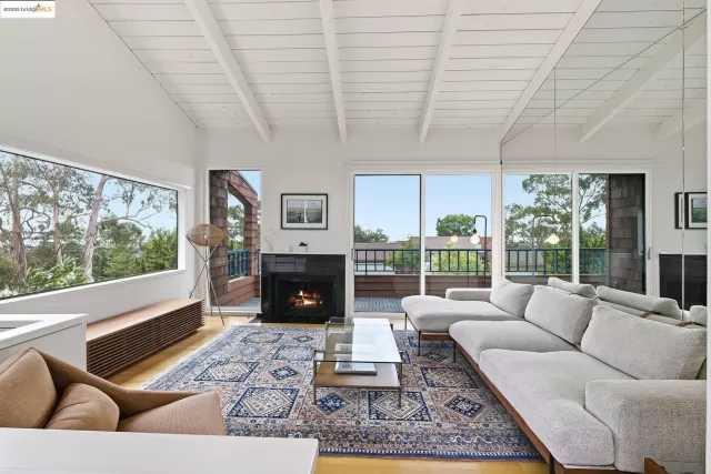 MLS: 41114950 Condo For Sale