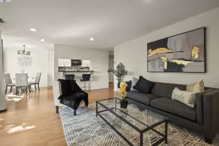 Photo #1: 41115005 Listing