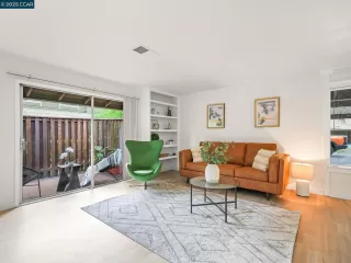 Photo #1: 41115014 Listing