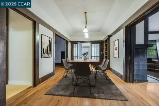 Photo #6: 41115035 Listing