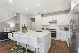 Photo #1: 41115058 Listing