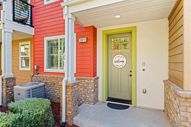 MLS: 41115127 Condo For Sale