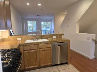 Photo #2: 41115136 Listing