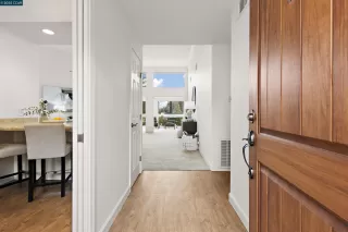 Photo #2: 41115138 Listing