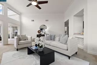 Photo #4: 41115138 Listing