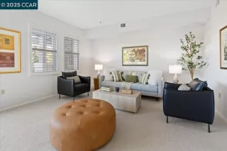 Photo #6: 41115183 Listing