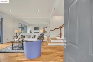 Photo #4: 41115190 Listing