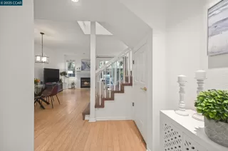 Photo #4: 41115198 Listing 