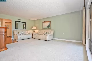 Photo #4: 41115211 Listing 