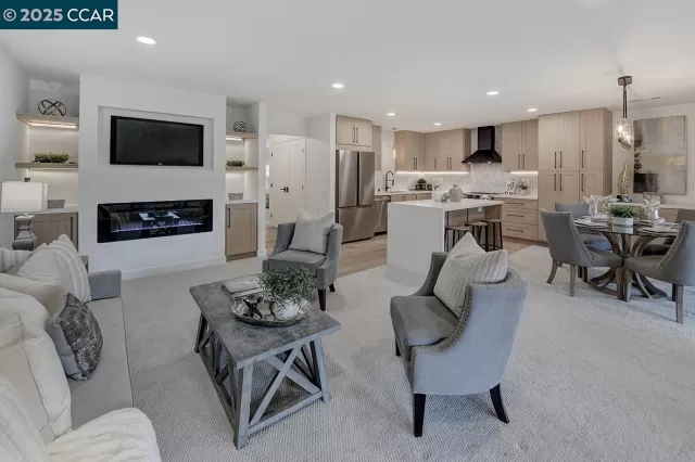 MLS: 41115254 Condo For Sale