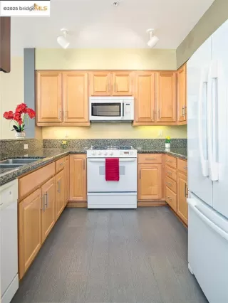 Photo #6: 41115274 Listing