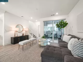 Photo #3: 41115277 Listing