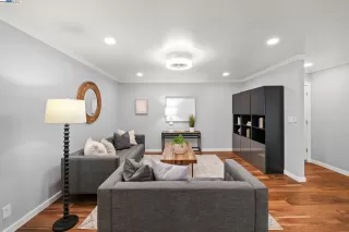 Photo #4: 41115332 Listing