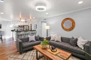 Photo #5: 41115332 Listing