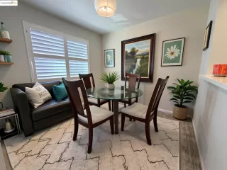 Photo #2: 41115349 Listing 
