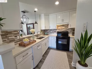 Photo #4: 41115349 Listing 