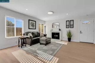 Photo #4: 41115356 Listing 