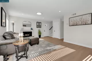 Photo #5: 41115356 Listing 