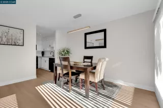 Photo #6: 41115356 Listing 
