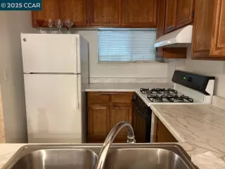 Photo #4: 41115387 Listing 