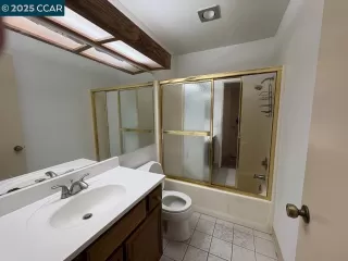 Photo #6: 41115387 Listing 