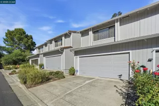 Photo #2: 41115420 Listing