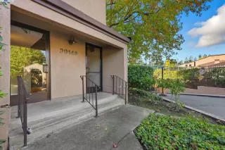 Photo #2: 41115421 Listing 