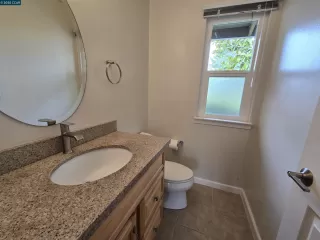 Photo #4: 41115438 Listing