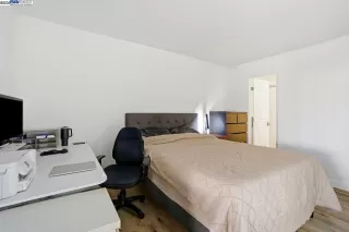 Photo #5: 41115446 Listing 