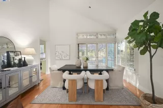 Photo #5: 41115551 Listing