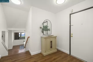 Photo #4: 41115558 Listing