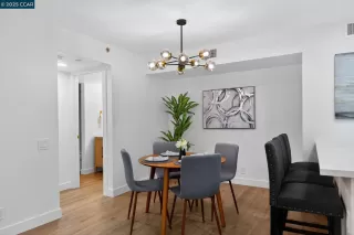 Photo #6: 41115585 Listing