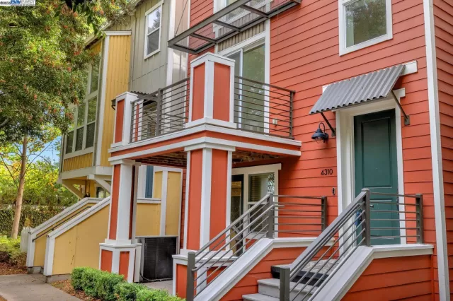 MLS: 41115591 Condo For Sale