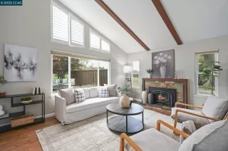 Photo #2: 41115613 Listing 