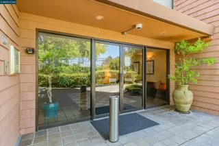 Photo #3: 41115615 Listing