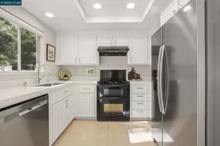 Photo #3: 41115646 Listing 