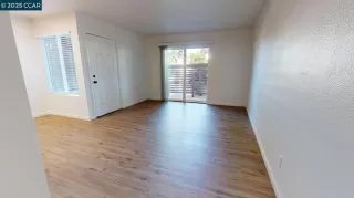 Photo #5: 41115708 Listing