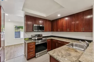 Photo #6: 41115719 Listing 