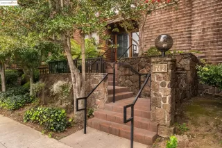 Photo #1: 41115728 Listing