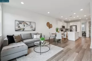 Photo #2: 41115742 Listing